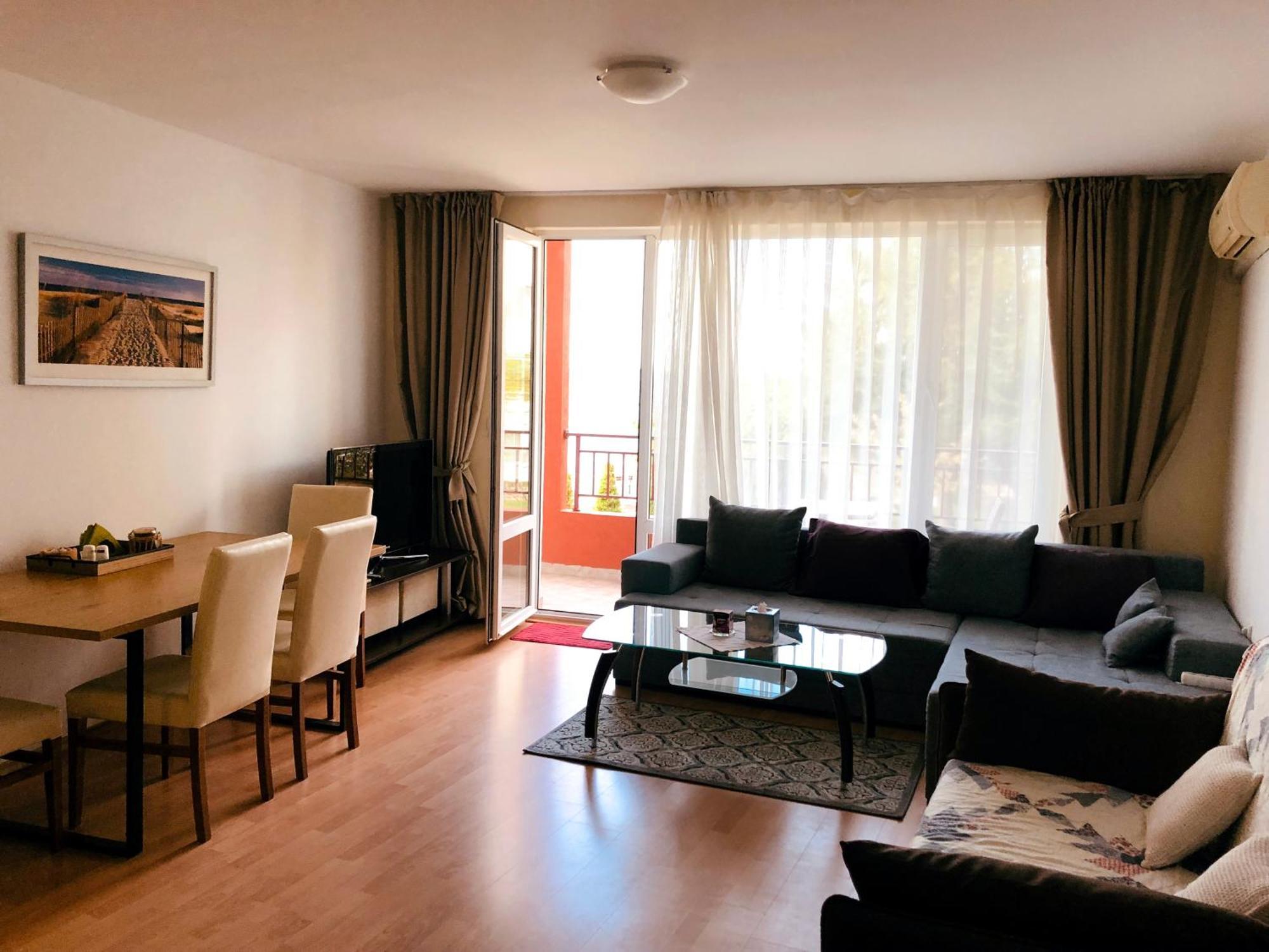 Beautiful Apartment Right By The Sea, Sveti Vlas Exterior photo
